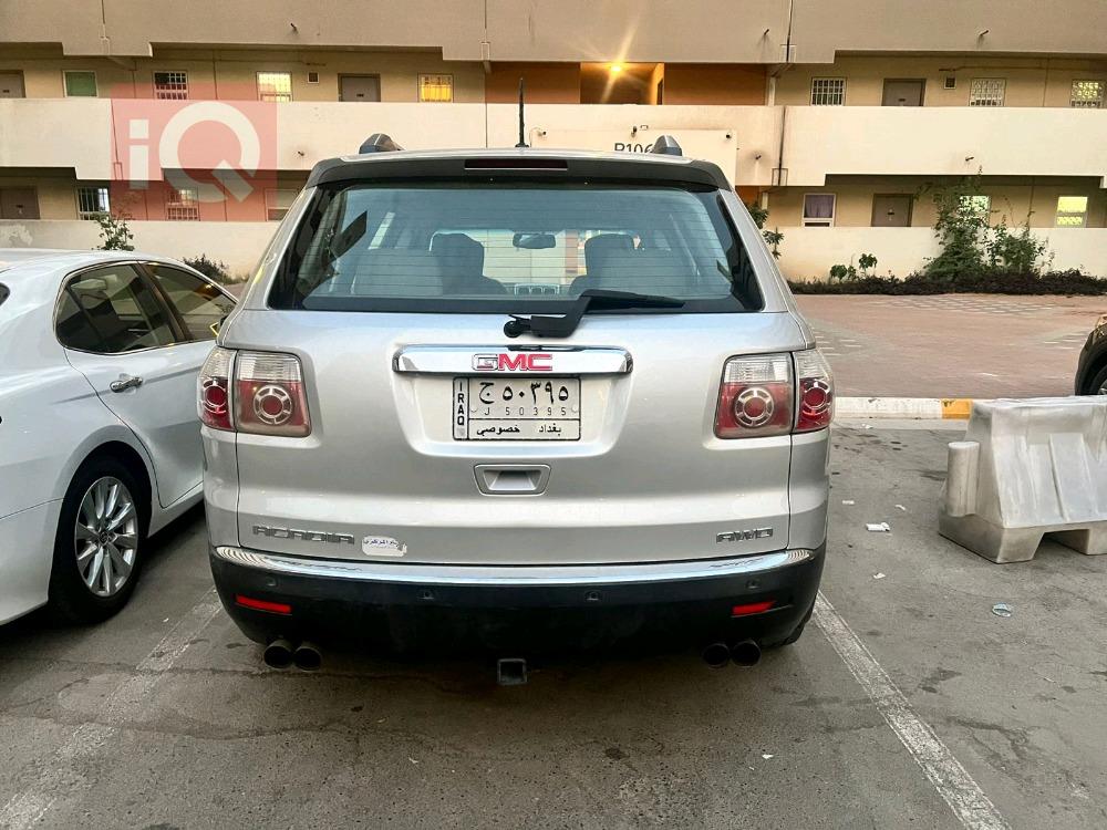 GMC Acadia